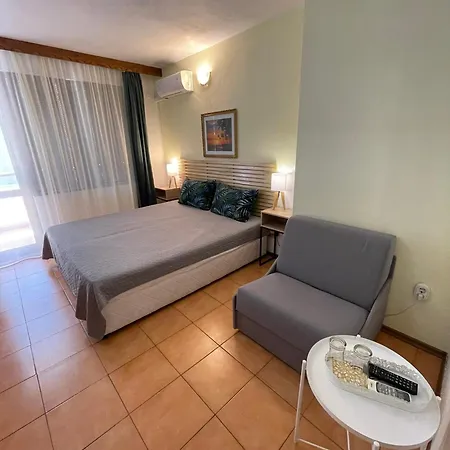 House Gendar, Къща за гости 3*