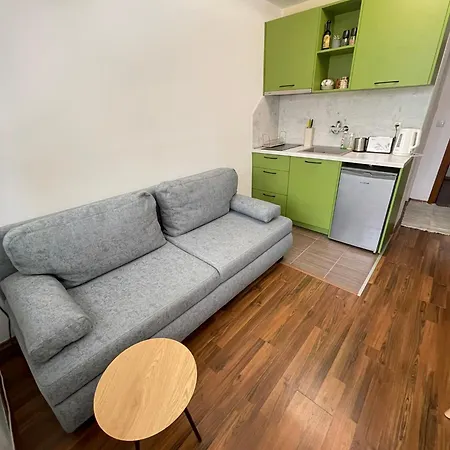 House Gendar, Къща за гости 3*