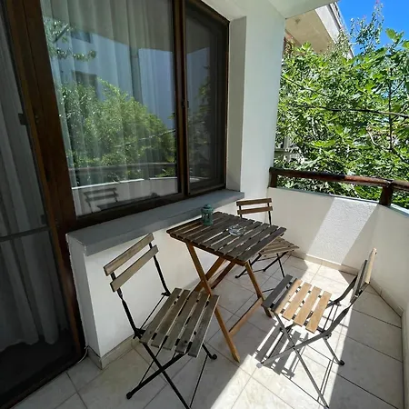 Pensión House Gendar, 3*